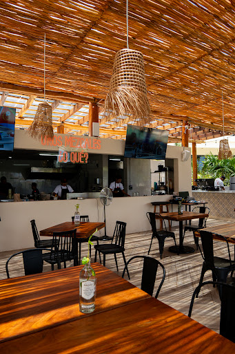 Los Morros Puerto Aventuras