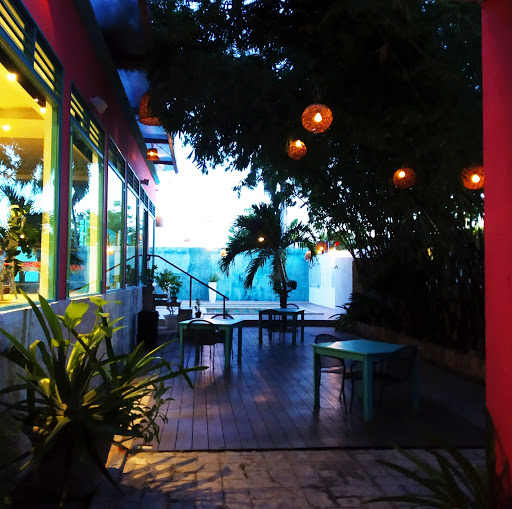 MANTURA Bistro Garden