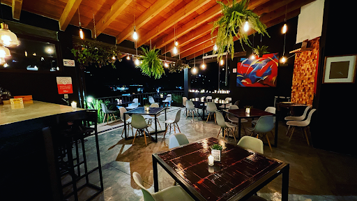 Bistro 24