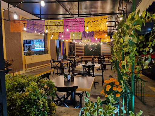 Restaurante D' César y Azucena