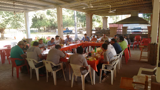 Birriería La Escondida de Don Álvaro Lugo