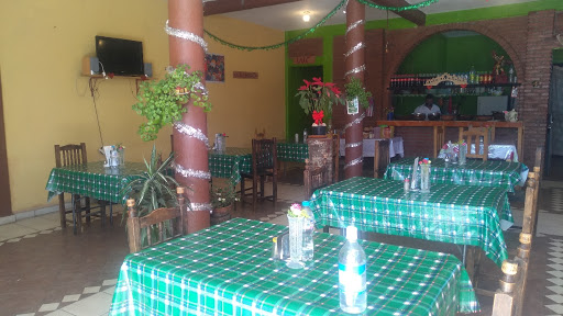 COMEDOR FAMILIAR DANNY'S