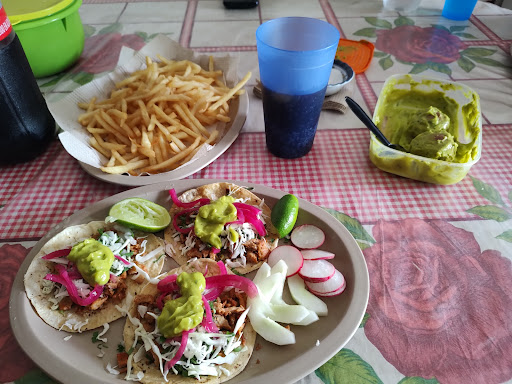 ANTOJITOS EL "SAZON"