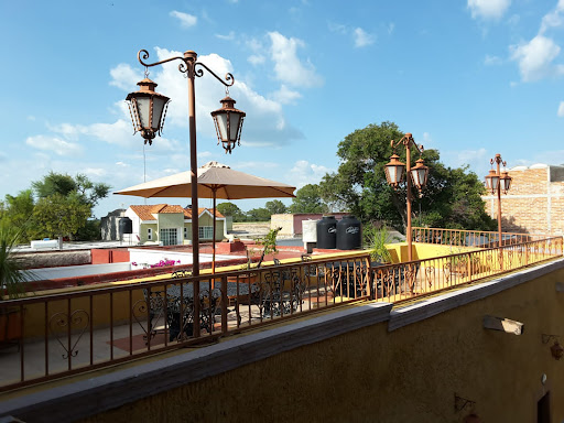 Hotel Mesón Don Loncho