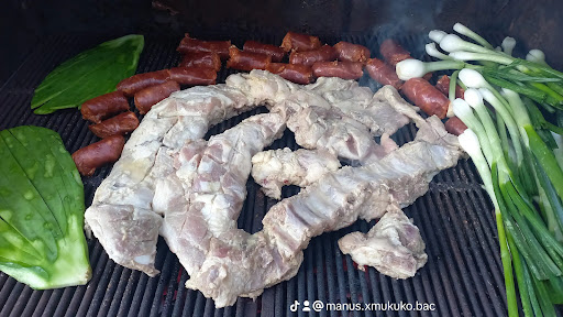 Tacos y Antojitos Xmukuku