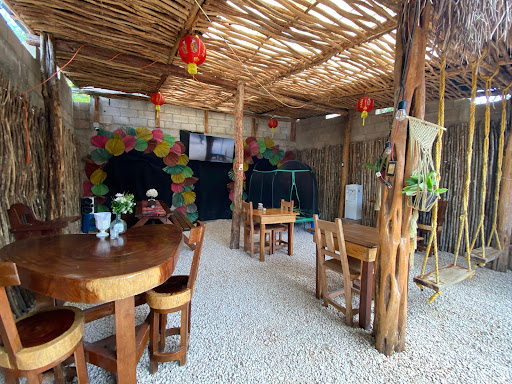 Restaurante Yum
