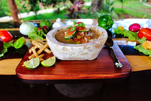 RESTAURANTE ACHIOTE COCINA DE HUMO